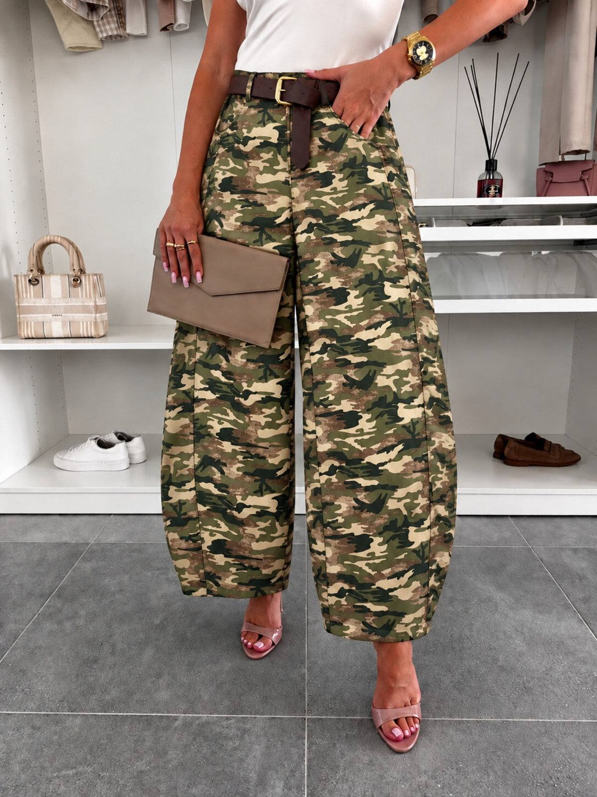 Pantalon ballon camouflage avec ceinture et poches taille élastique kaki pour femme, La Chica