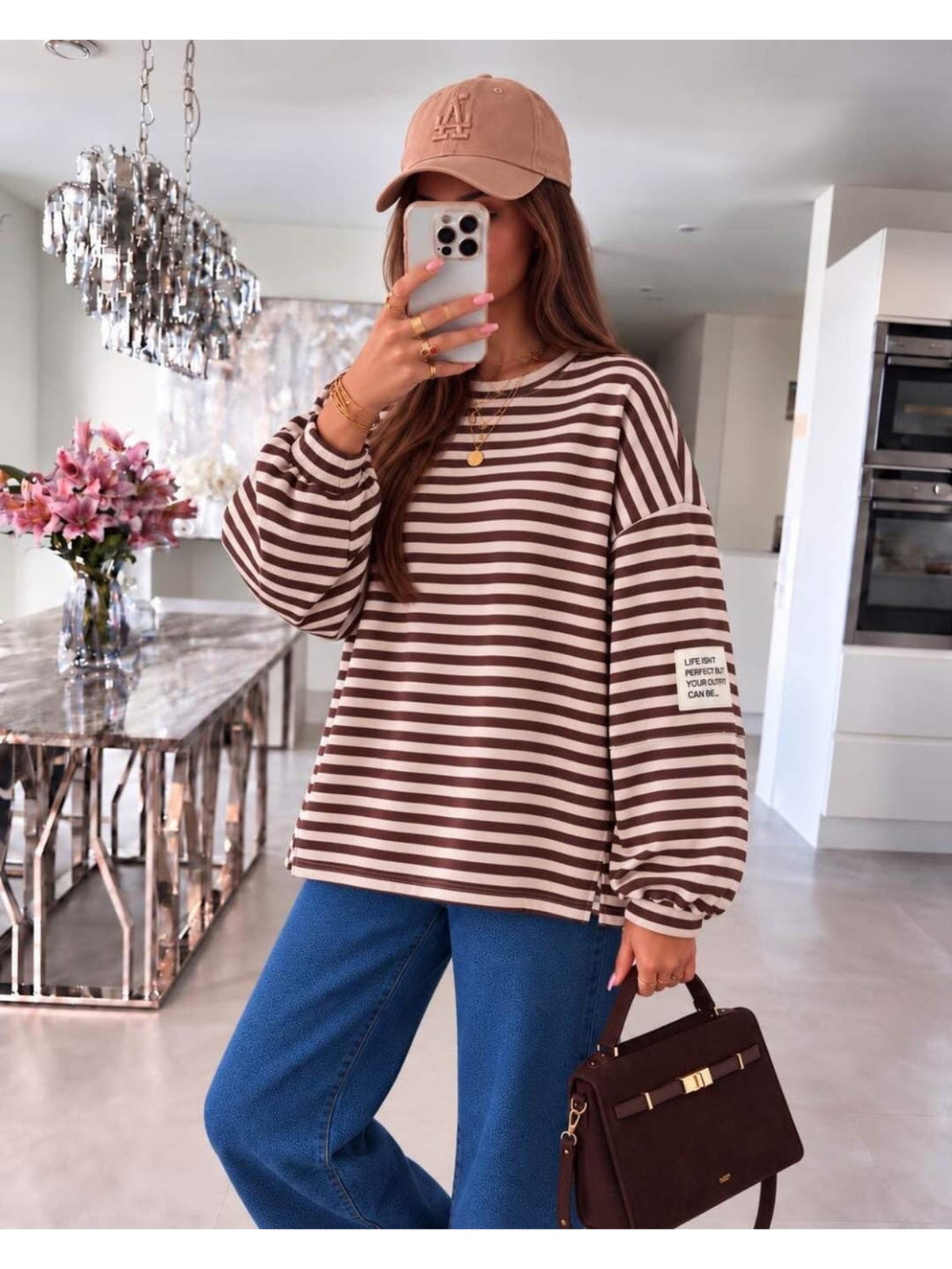 Pull oversize fines rayures et patch marron foncé pour femme, La Chica