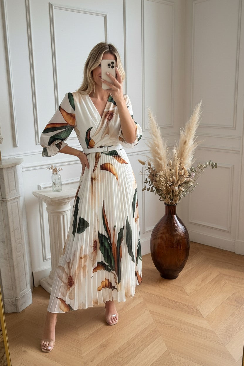 Robe Plissée ✦ Blanc Imprimé ✦ Élégance Lumineuse La Chica