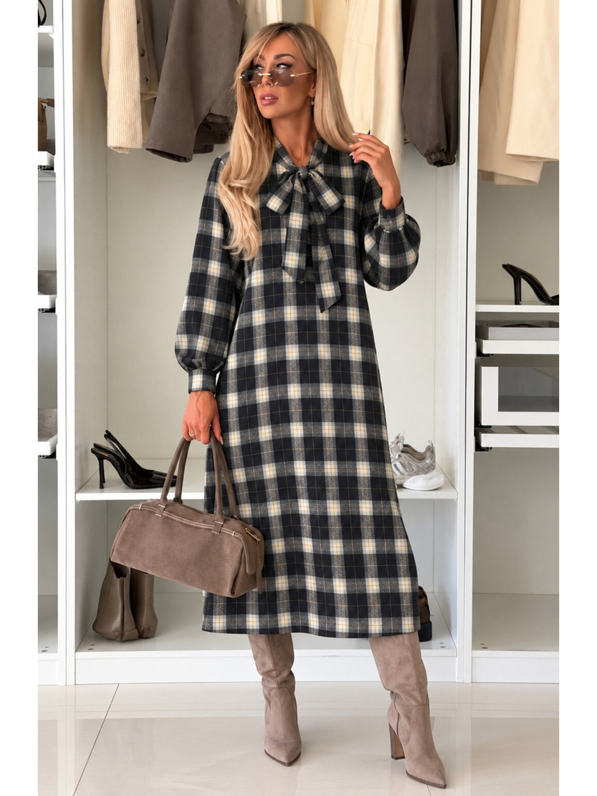 Robe longue effet flanelle à carreaux et col lavallière noir pour femme, La Chica