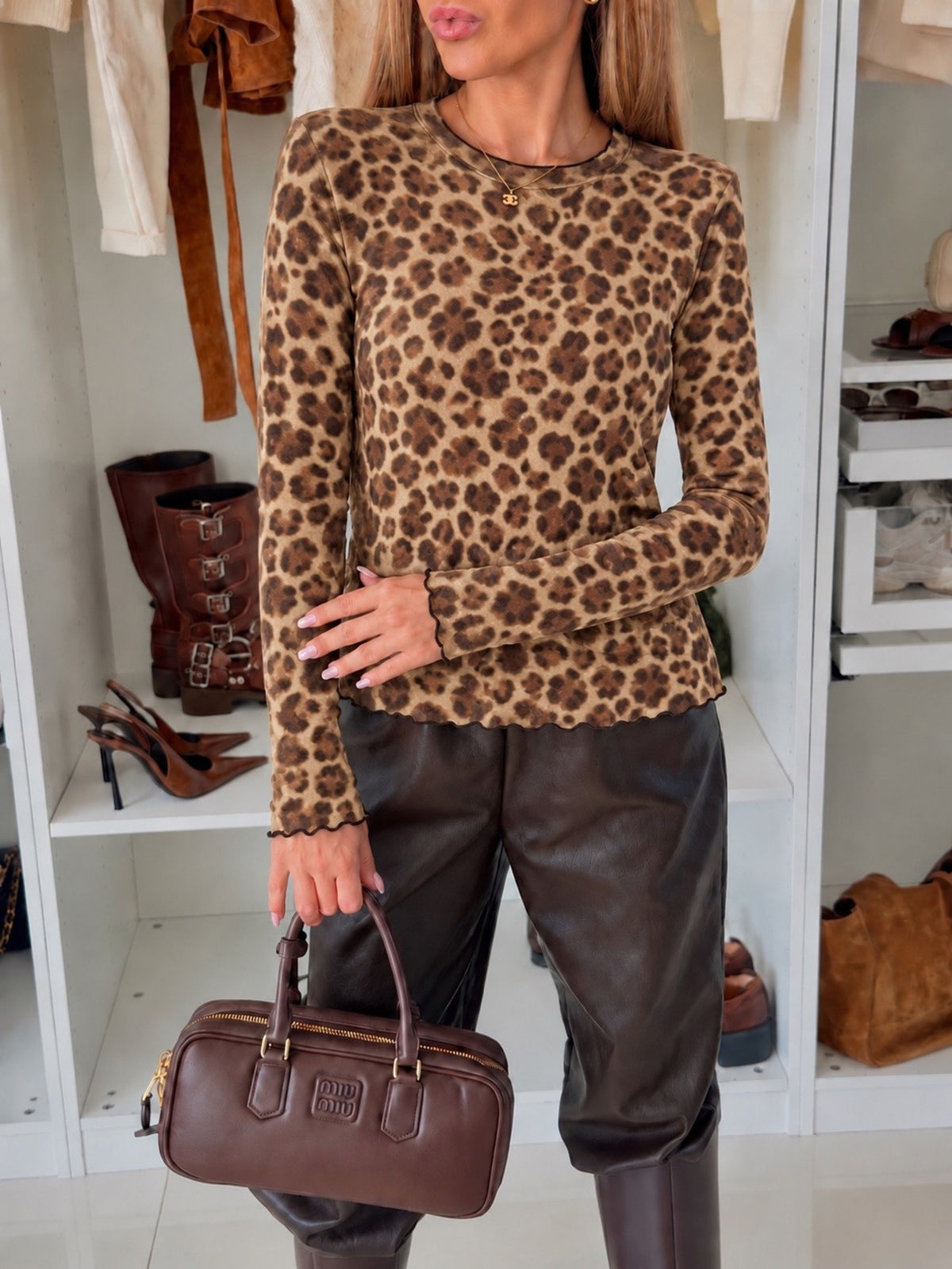 Top en cachemire imprimé panthère manches longues camel pour femme, La Chica