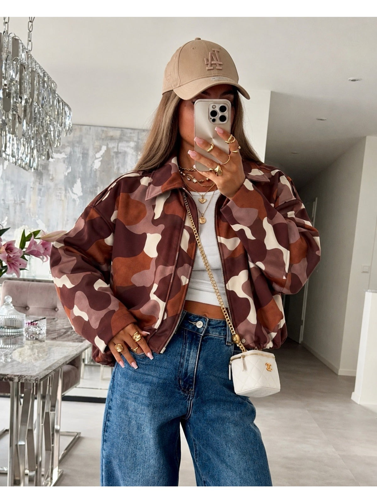 Veste bomber imprimé camouflage graphique col chemise zippée marron foncé pour femme, La Chica