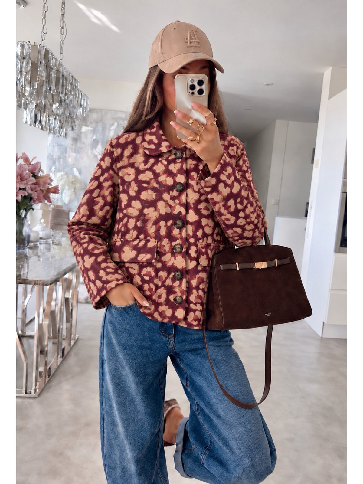Veste chemise en suédine imprimé léopard détail poches bordeaux pour femme, La Chica