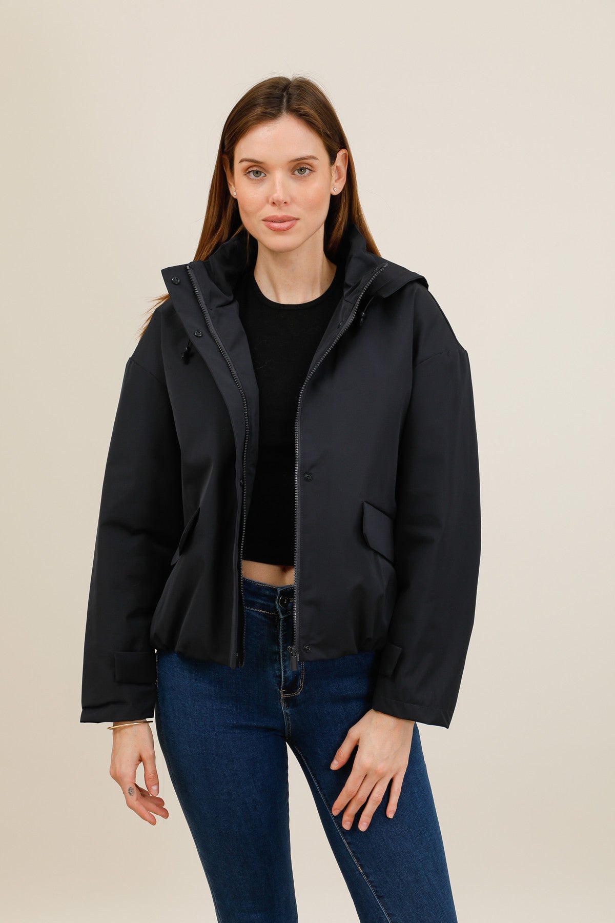 Veste imperméable courte mi-saison à capuche amovible marine pour femme – vue 1